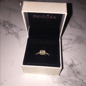 Pandora Ring